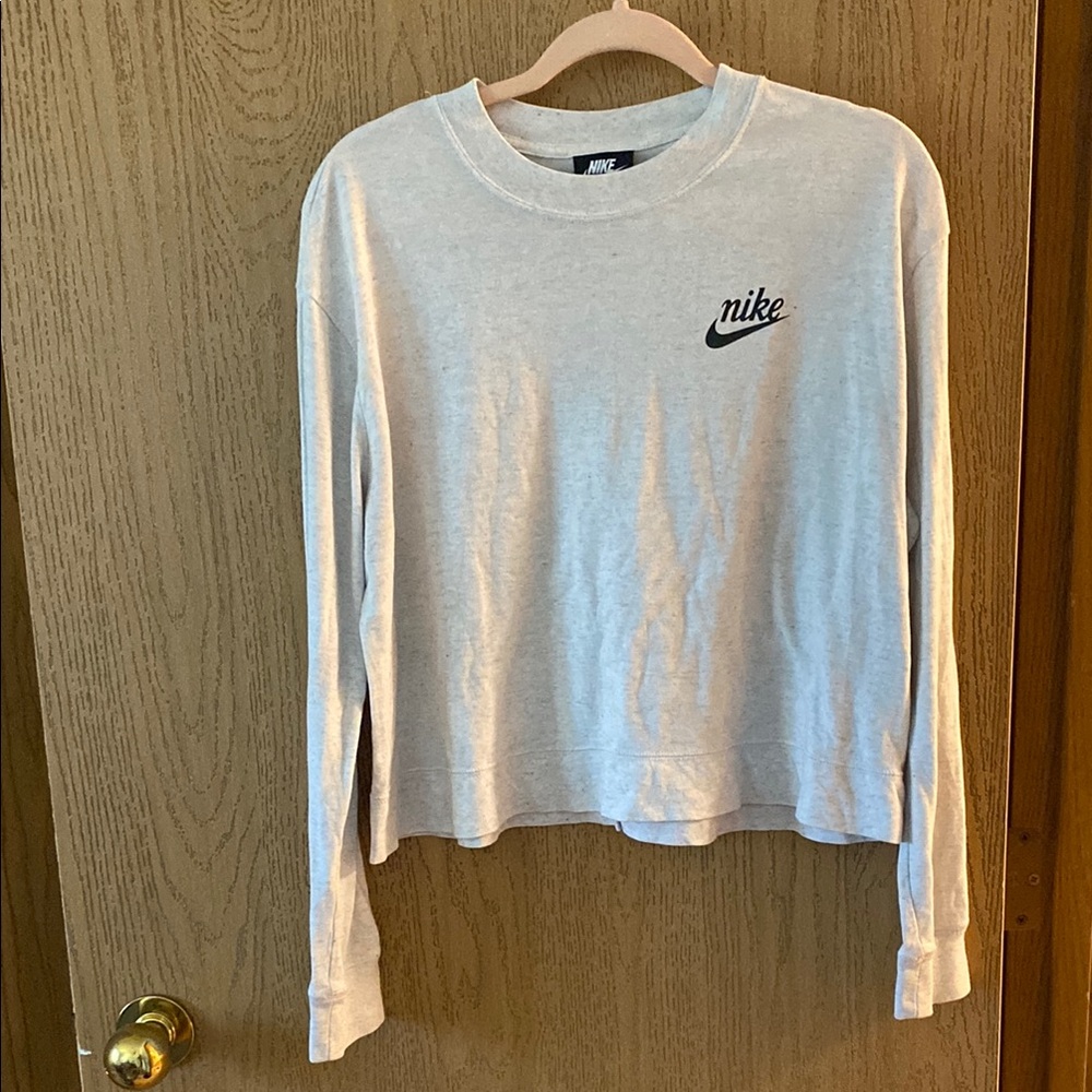 Nike Light Gray Crewneck Sweatshirt